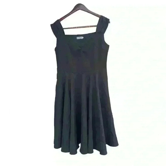 Rani Dresses & Skirts - Rani Dress Black Size XL Fit and Flare Midi little black dress